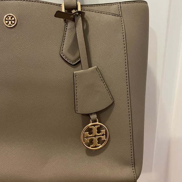 Tory Burch bag - Picture 2 of 8